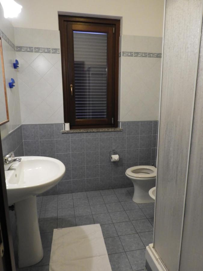 B&B Isola Fiumicino Exteriör bild