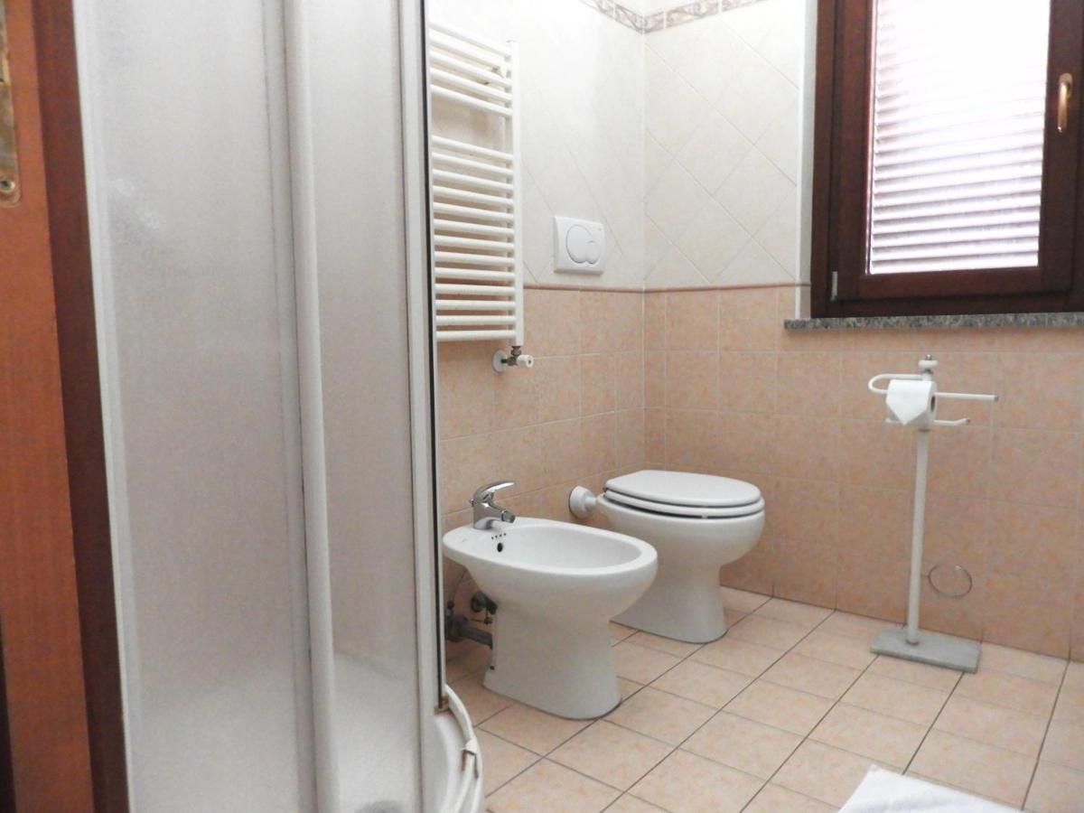 B&B Isola Fiumicino Exteriör bild